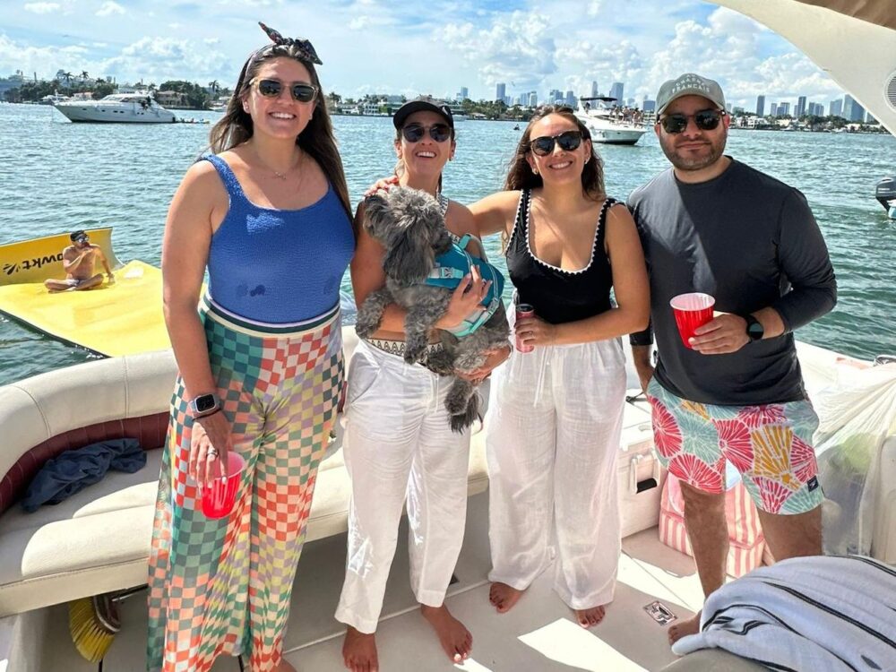 Enjoy 37ft Cruiser Yacht in Miami with discounted price! - Imagen 41