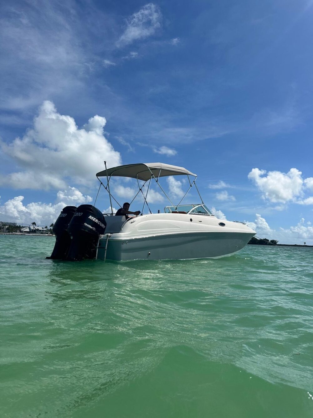 Rent This Beautiful Hurricane 30ft Boat - Imagen 8