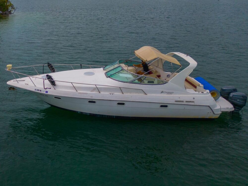 Enjoy 37ft Cruiser Yacht in Miami with discounted price! - Imagen 14
