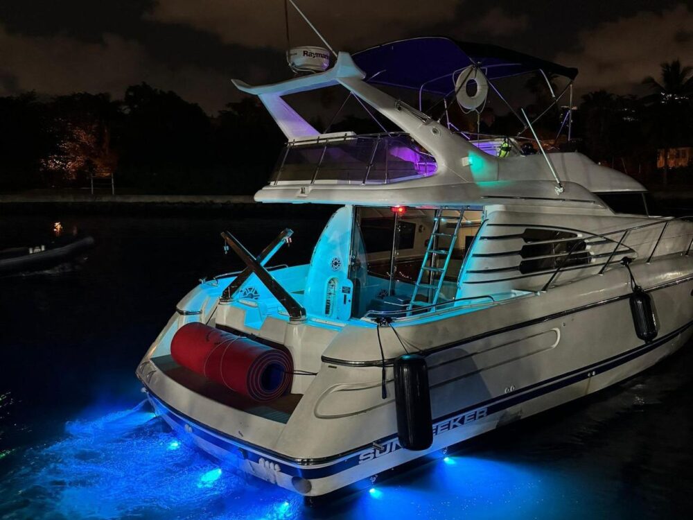 Enjoy Miami In 50FT SUNSEEKER MANHATTAN! - Imagen 17