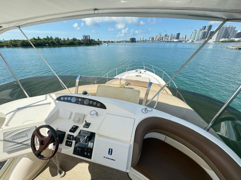 Enjoy Miami Onboard the Viking Flybridge 65ft Yacht! - Image 9