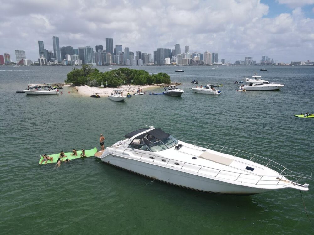 55’ MUNDOMO -Up to $100 OFF or 1 FREE JETSKI* - Image 9