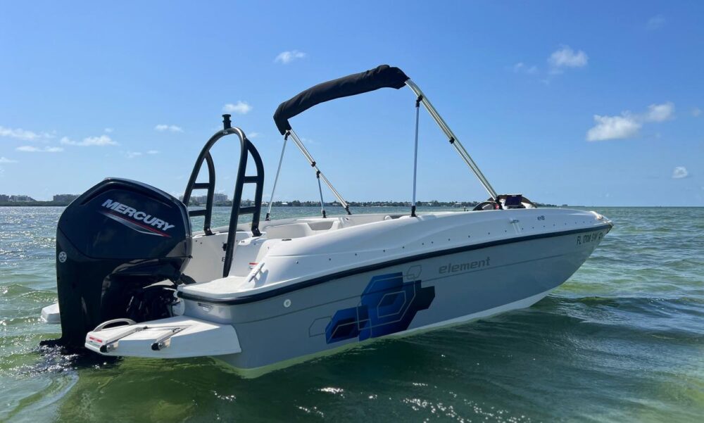 Bayliner Bareboat Rental for Intracoastal Miami — Free Parking! - Imagen 3