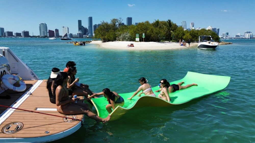 55’ MUNDOMO -Up to $100 OFF or 1 FREE JETSKI* - Image 5