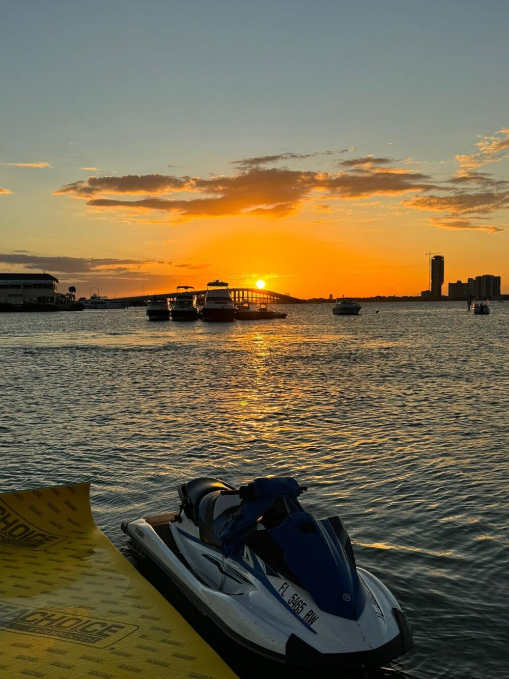 Enjoy Miami In 50FT SUNSEEKER MANHATTAN! - Imagen 4