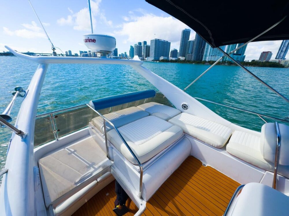 Enjoy Miami In 50FT SUNSEEKER MANHATTAN! - Imagen 2