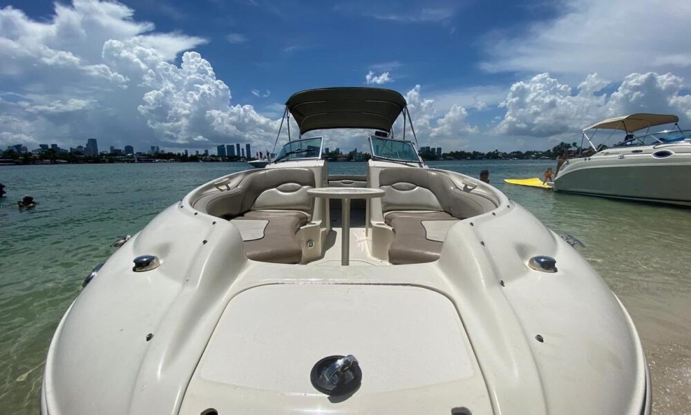 Experience the 26' Sea Ray in Miami! - Image 16