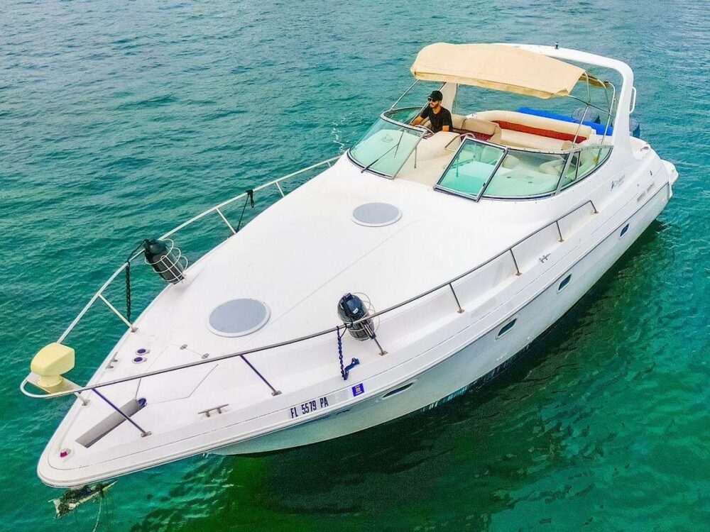 Enjoy 37ft Cruiser Yacht in Miami with discounted price! - Imagen 36