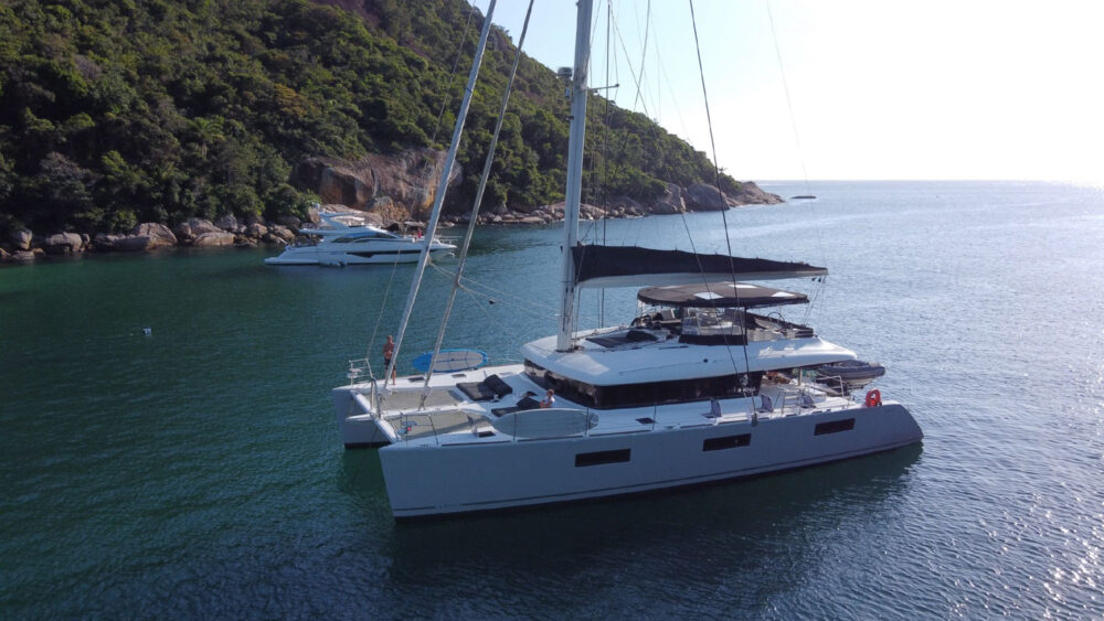 Lagoon 62 Luxury